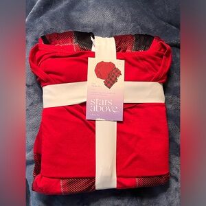 Cozy pajamas set, red and plaid
